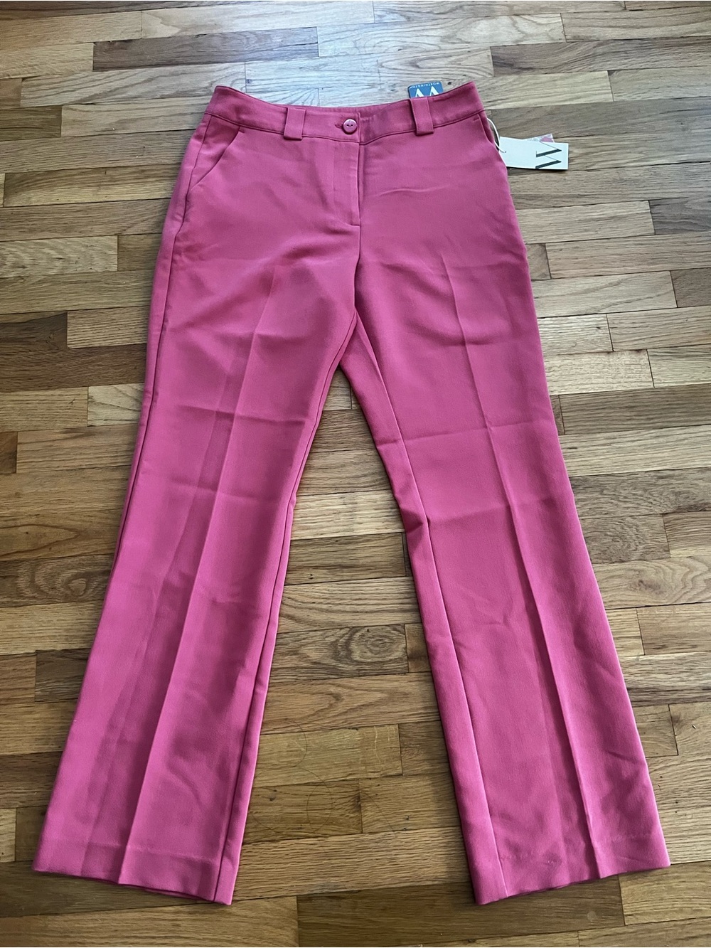 Pants in Vibrant Pink